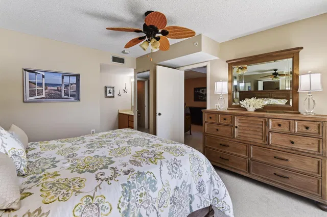 Unit 202 photo 12
