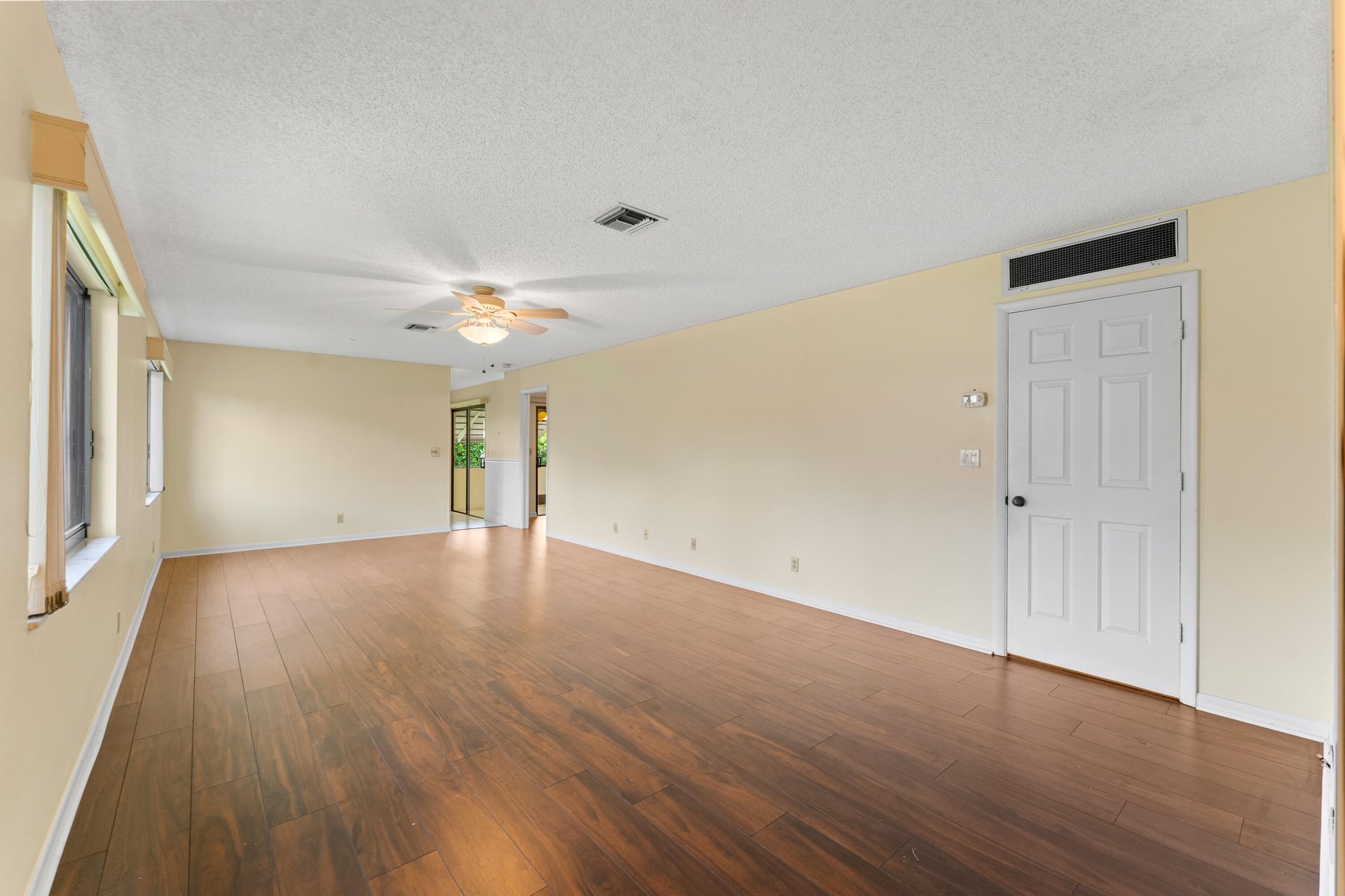  Residence photo 5