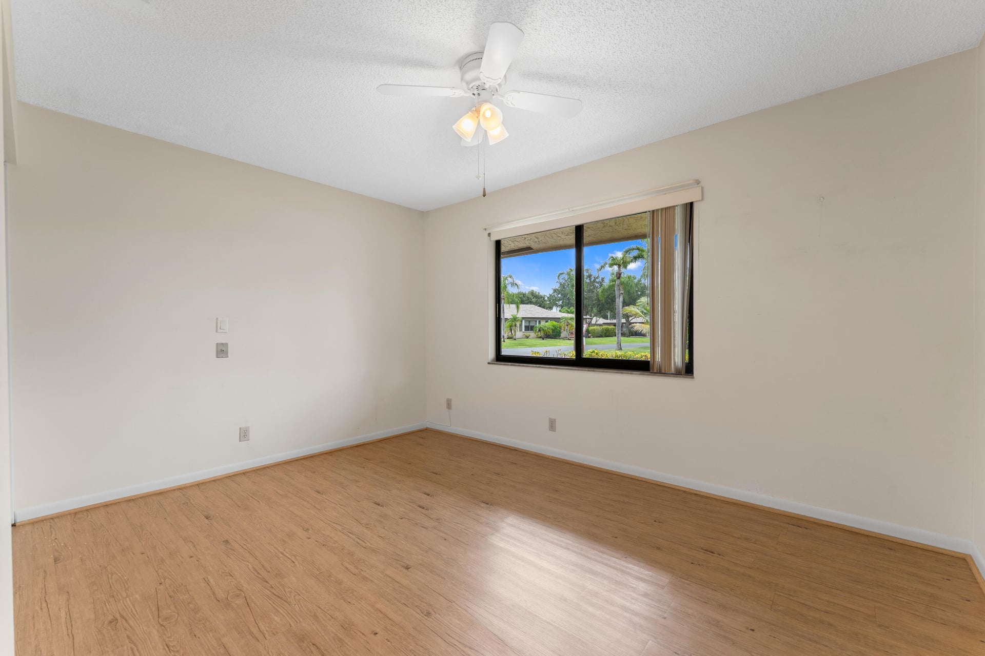  Residence photo 23
