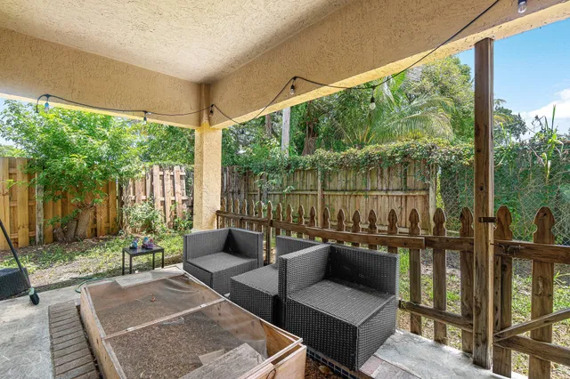 Residence photo 28