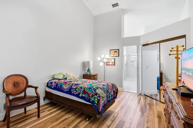  Residence photo 14