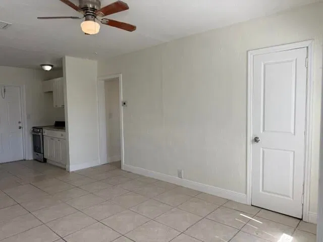  Unit 102 photo 8
