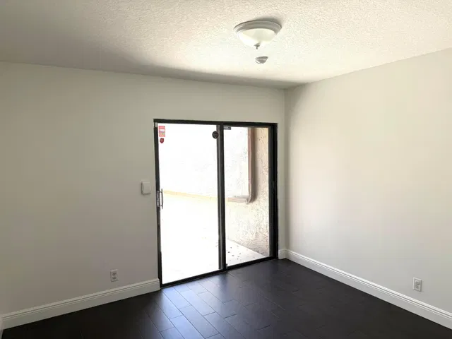 Residence photo 18