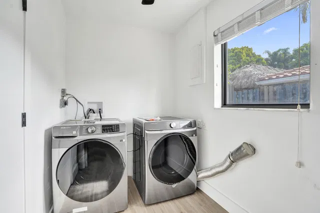 Residence photo 26