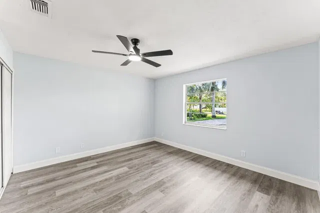  Residence photo 13