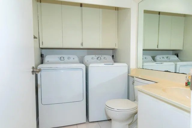  Residence photo 9