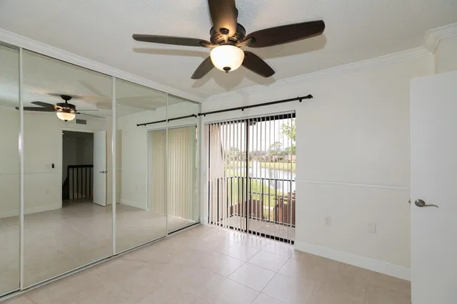  Residence photo 18