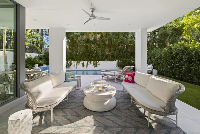 Ocean One Juno Beach Residence photo 30