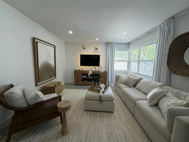 West Palm Beach Residence photo 6
