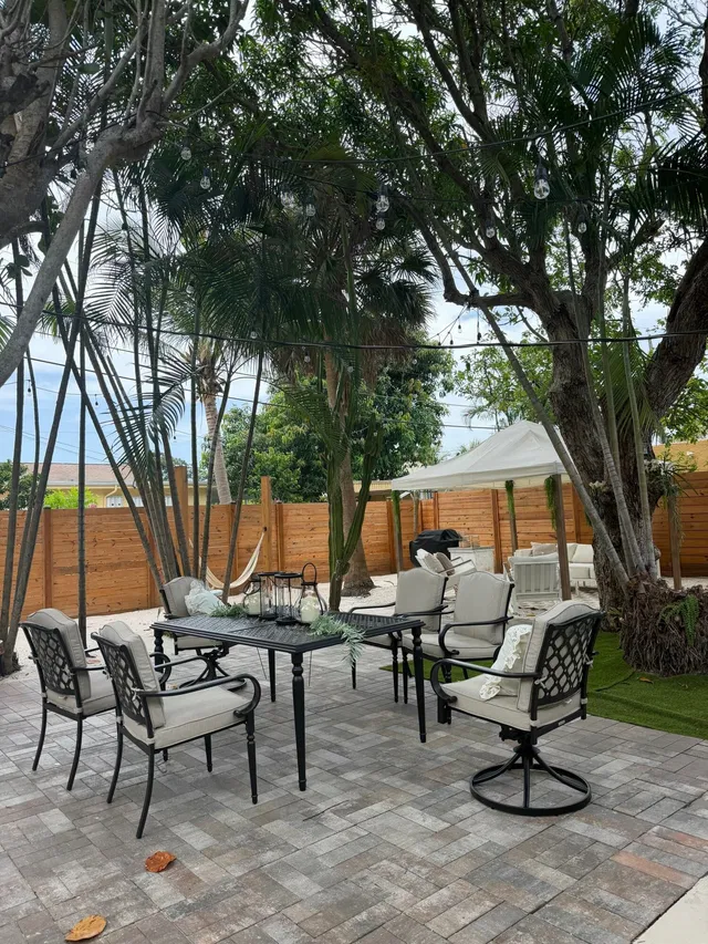 West Palm Beach Residence photo 18