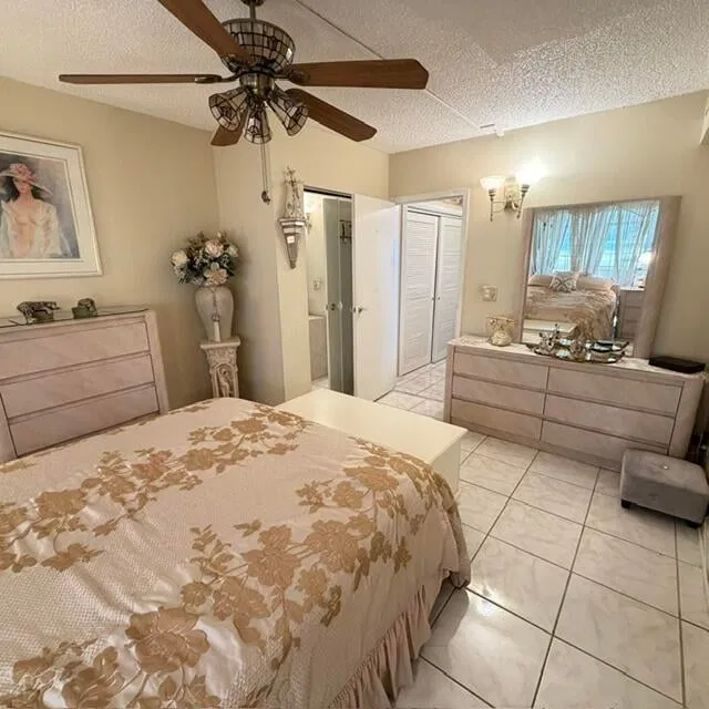  Unit 104 photo 8