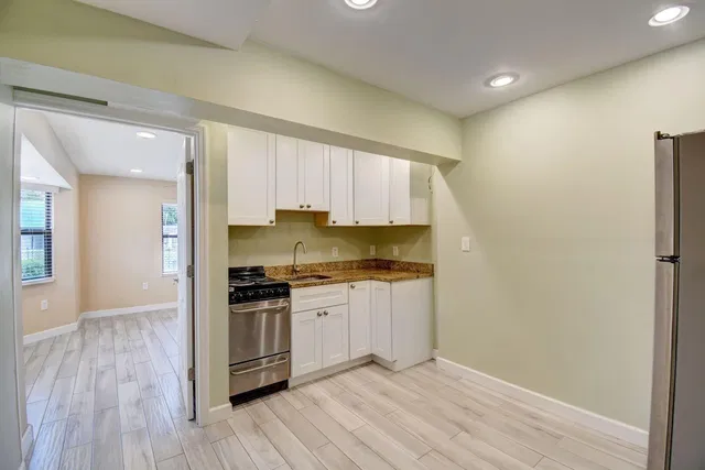 Unit Rear photo 3