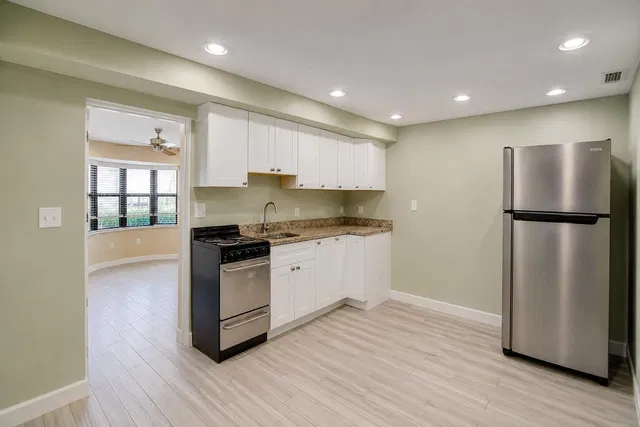 Unit Rear photo 4