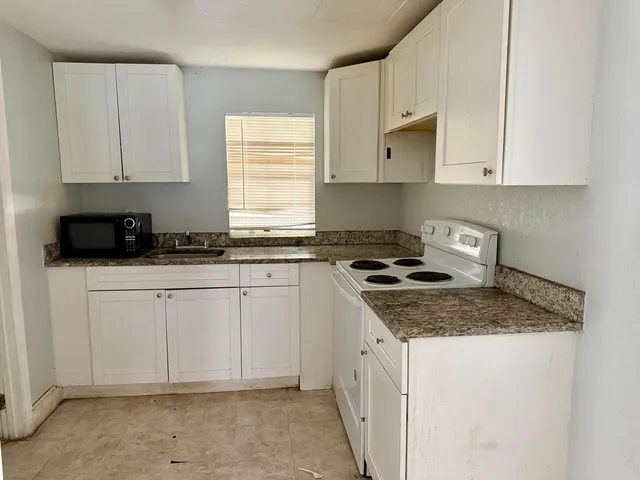 West Palm Beach Residence photo 6