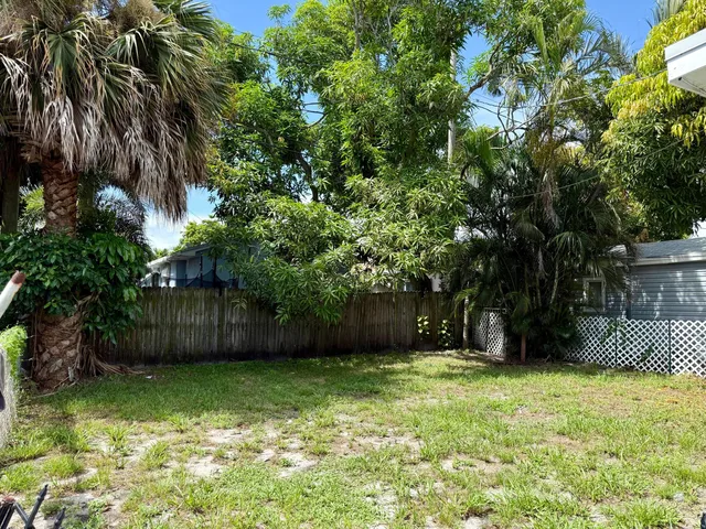 West Palm Beach Residence photo 17