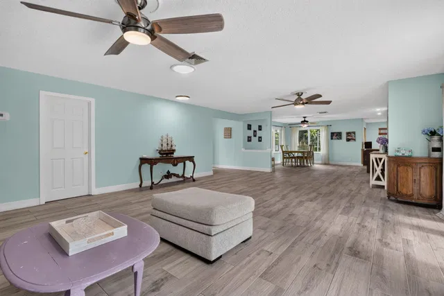  Residence photo 14