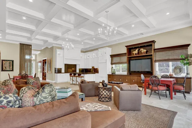 Frenchman's Creek Residence photo 8