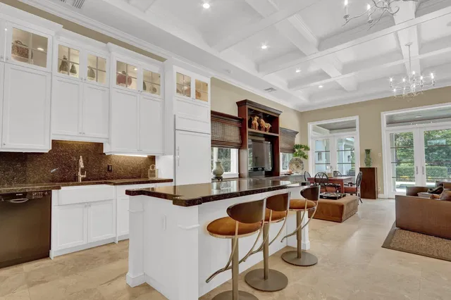 Frenchman's Creek Residence photo 10