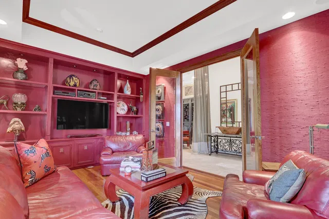 Frenchman's Creek Residence photo 13