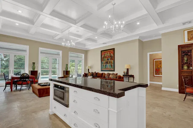 Frenchman's Creek Residence photo 25