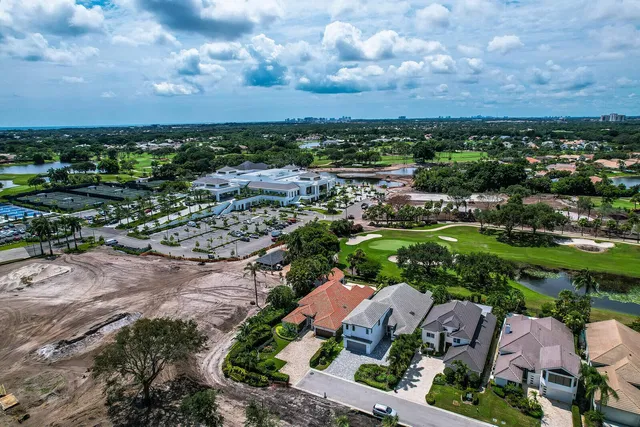 Frenchman's Creek Residence photo 49