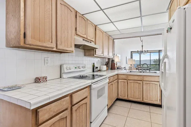 Boca Raton Unit 602 photo 3