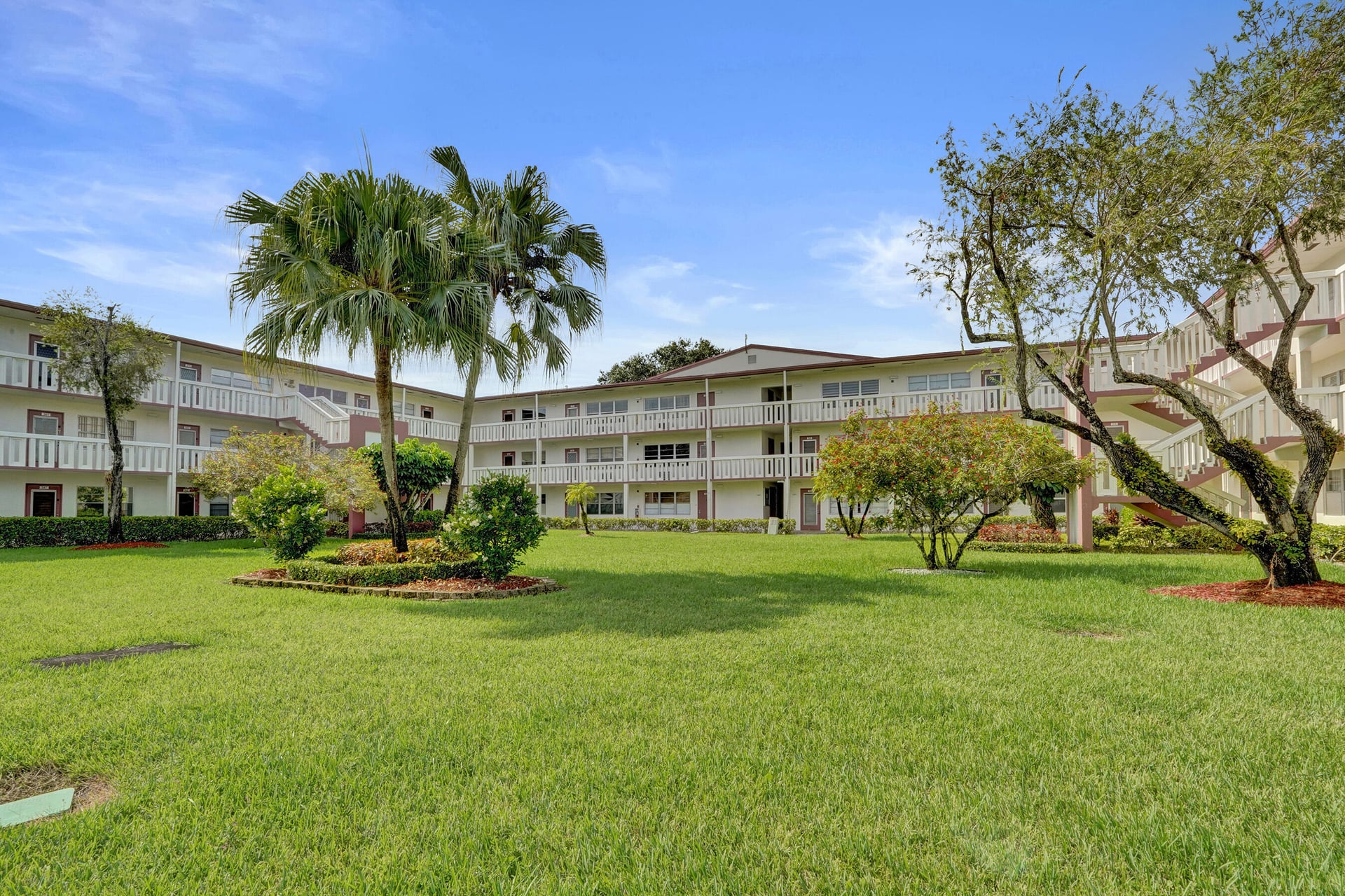  Residence photo 27