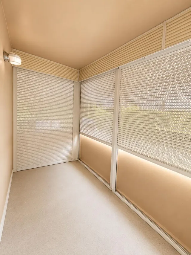  Residence photo 17