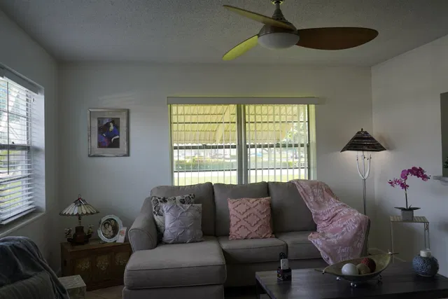  Residence photo 25