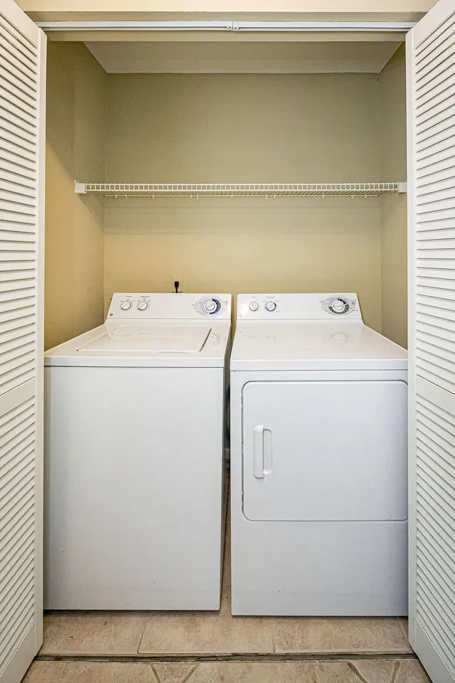 Unit 1-203 photo 24