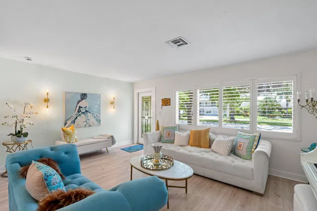  Residence photo 10