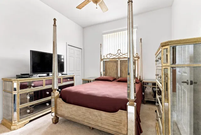 Residence photo 13