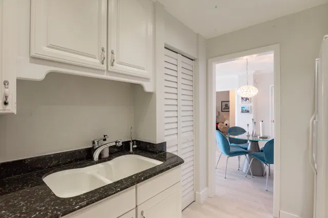 2840 S Ocean Palm Beach Unit Unit 517 photo 21