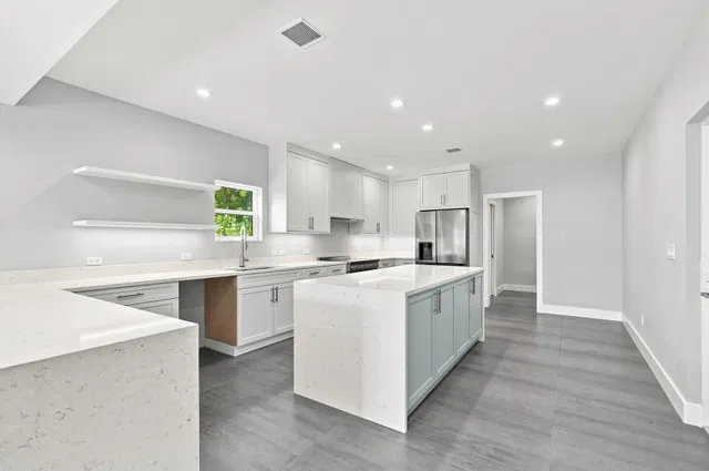  Residence photo 10