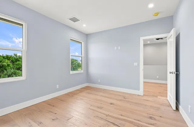  Residence photo 21