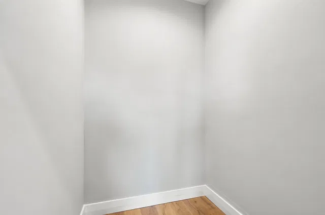  Residence photo 27