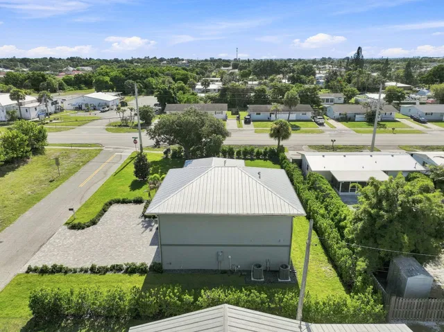  Residence photo 39