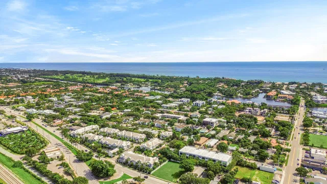Palm Trail Delray Beach Residence photo 8