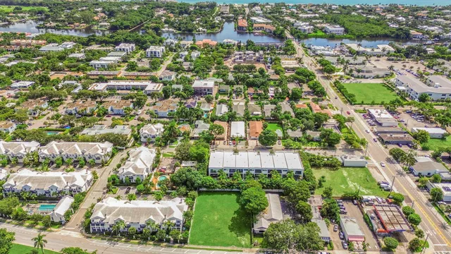 Palm Trail Delray Beach Residence photo 9