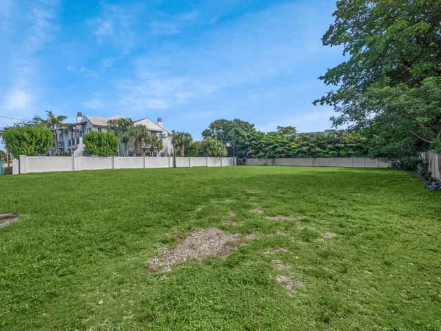 Palm Trail Delray Beach Residence photo 16