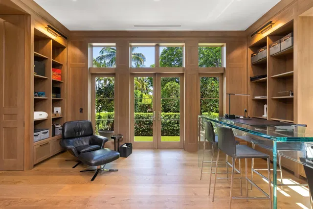 Estate Section Palm Beach Residence photo 33