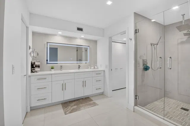 Boca West Country Club Unit G205 photo 13
