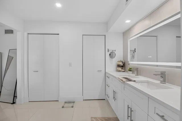 Boca West Country Club Unit G205 photo 14