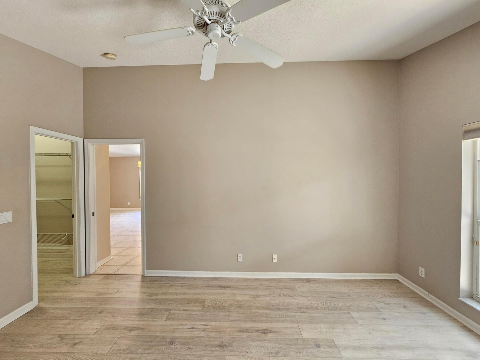  Residence photo 11