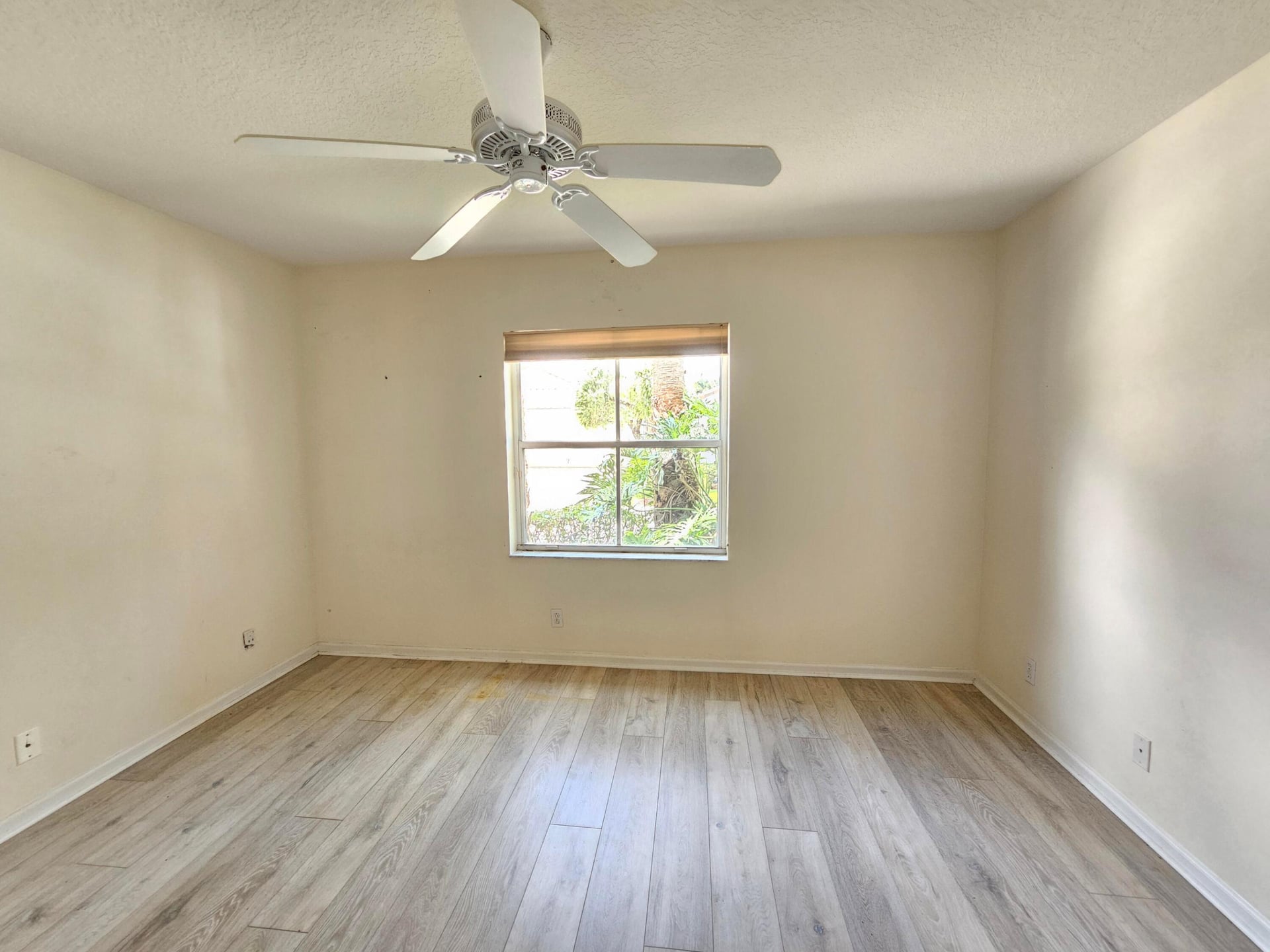  Residence photo 15