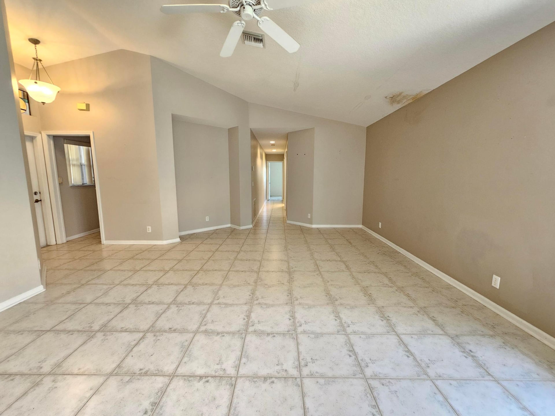  Residence photo 19