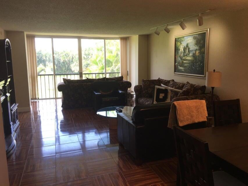  Unit 202 photo 6