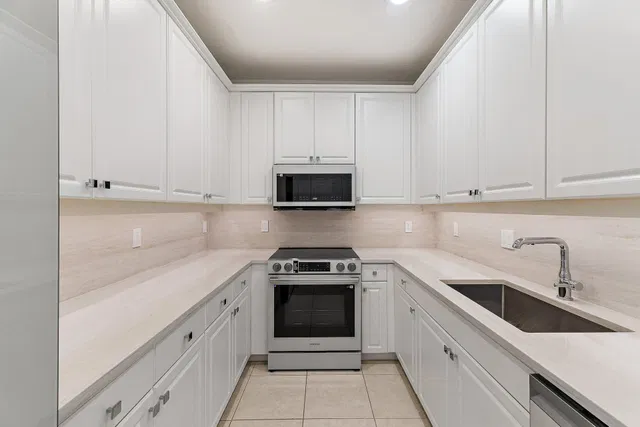  Residence photo 5