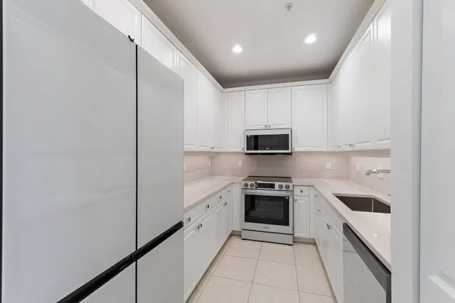  Residence photo 13