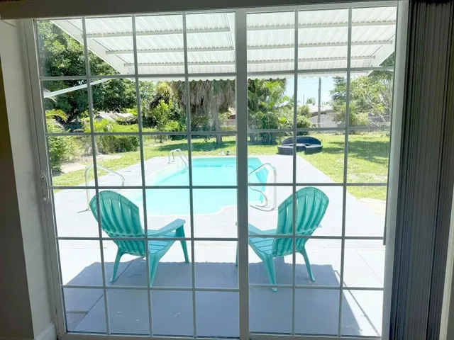  Residence photo 5